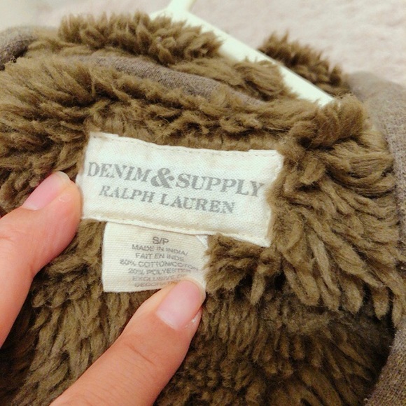 Ralph Lauren, warm cozy zipper hoodie. Size S. - Picture 4 of 8